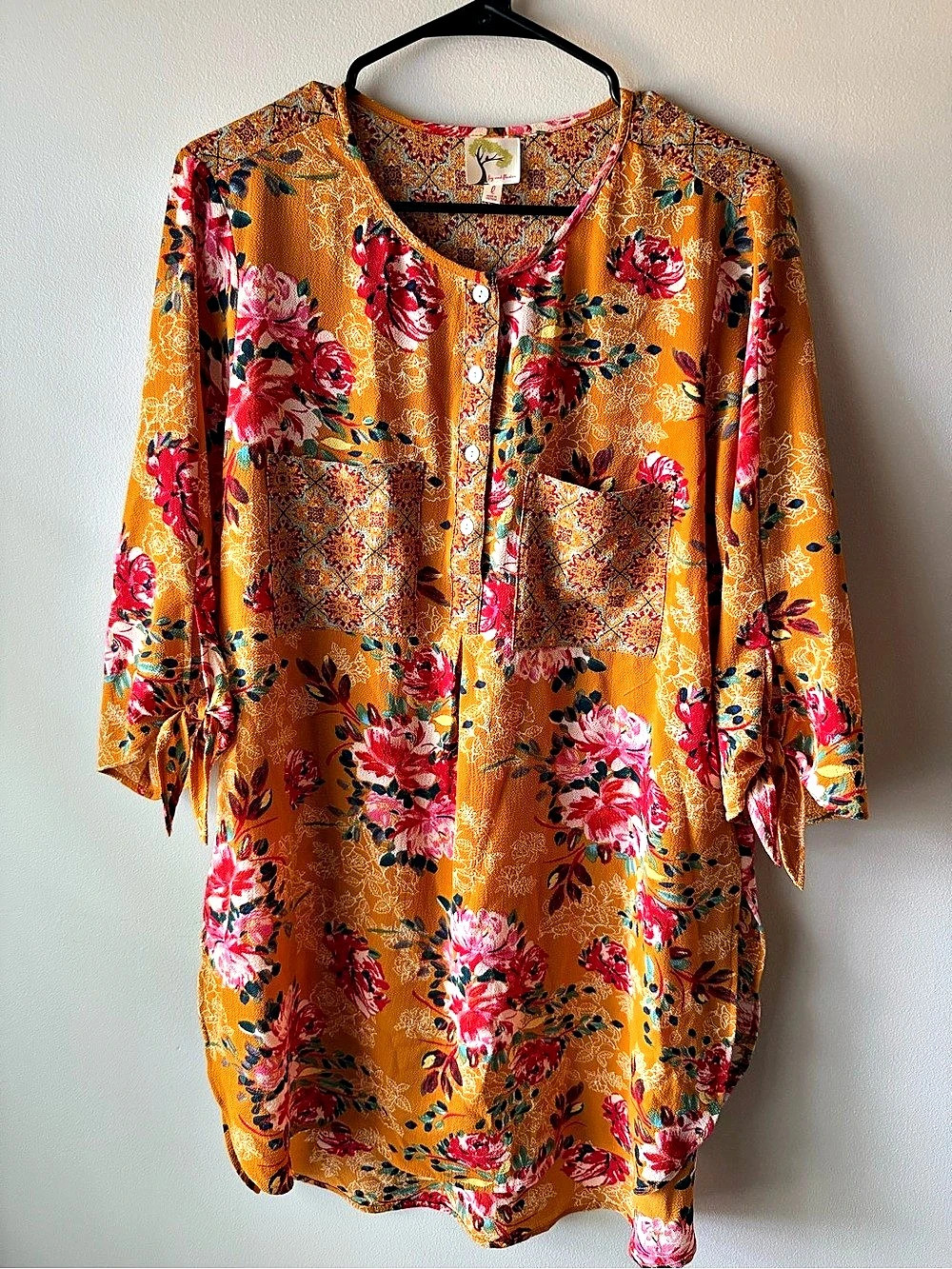Fig and Flower Floral Tunic Orange Pink Size Large